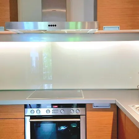 Metro Wilanowska 24h Reception