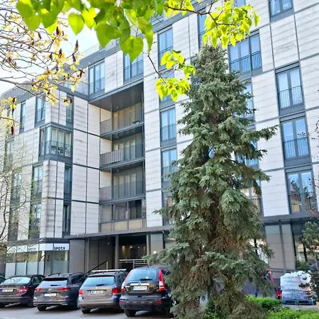 Metro Wilanowska 24h Reception Apartamento