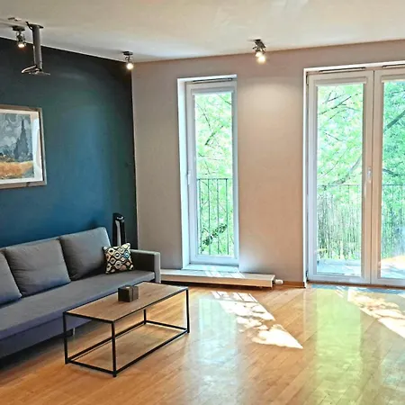 Metro Wilanowska 24h Reception