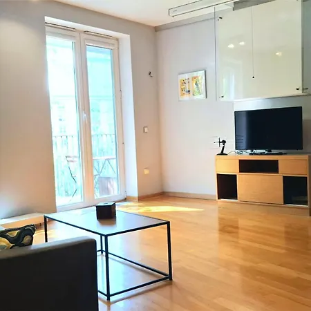 Metro Wilanowska 24h Reception Apartamento