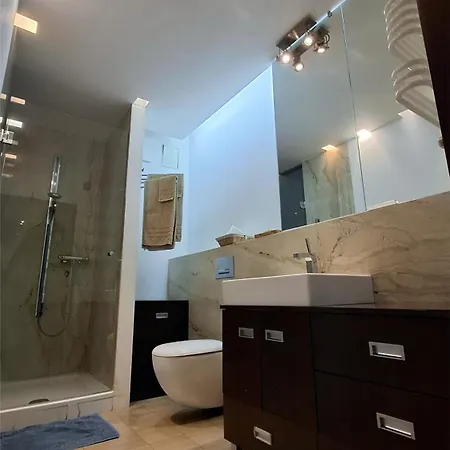 Metro Wilanowska 24h Reception *