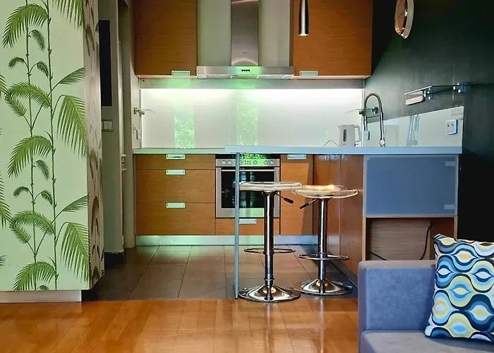 Metro Wilanowska 24h Reception